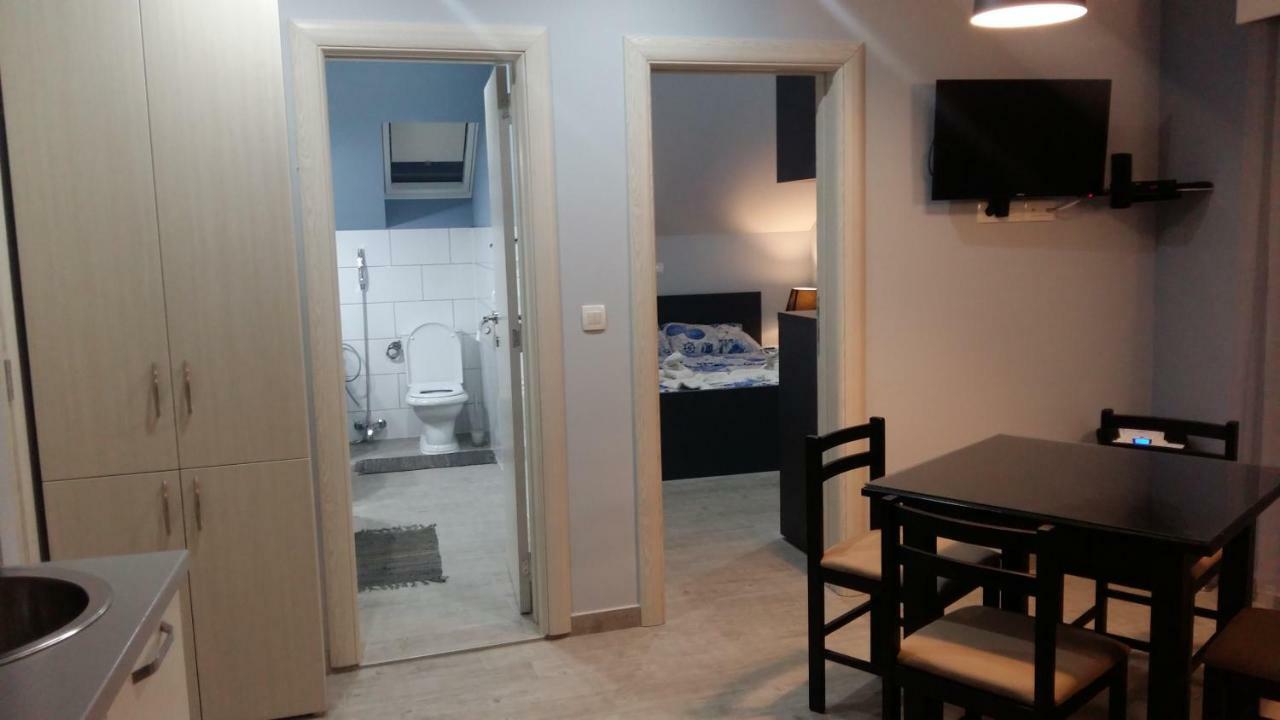 Apartments Sovran Vila Marija Prcanj Exterior photo