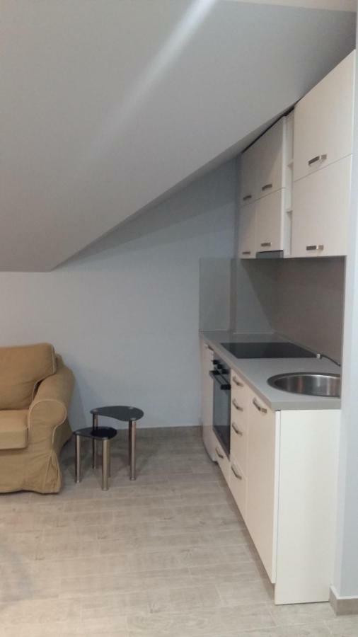 Apartments Sovran Vila Marija Prcanj Exterior photo
