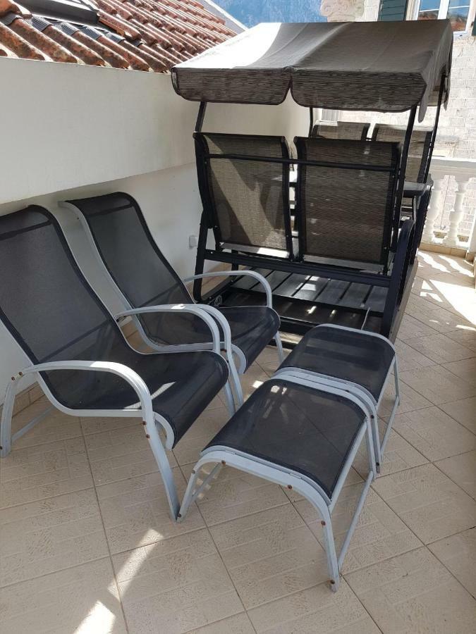 Apartments Sovran Vila Marija Prcanj Exterior photo